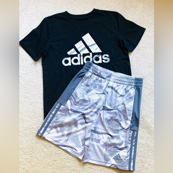 ADIDAS BOYS’ SIZE YMD MATCHING OUTFIT - Picture 1 of 6